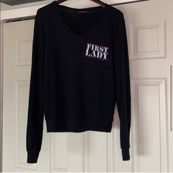 WILDFOX V Neck First Lady Pullover Sweater large black - Picture 3 of 8